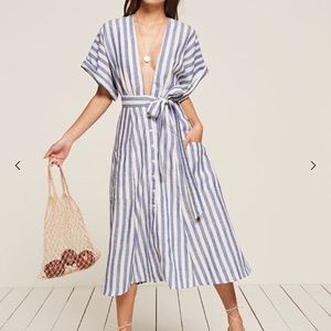 Reformation Geneva Dress Size 6 worn twice